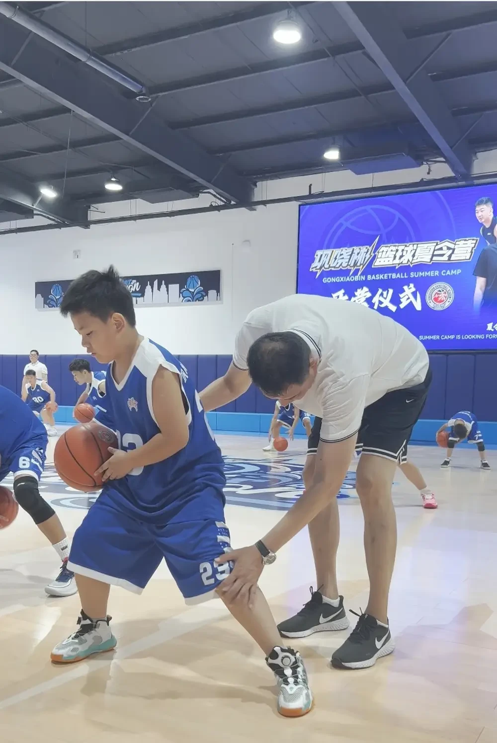 篮球夏令营对青少年身心发展的帮助有哪些？